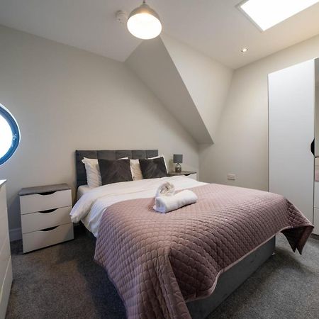 Three Bed Apartment Sleeps 5 In Botanic Belfast Zewnętrze zdjęcie