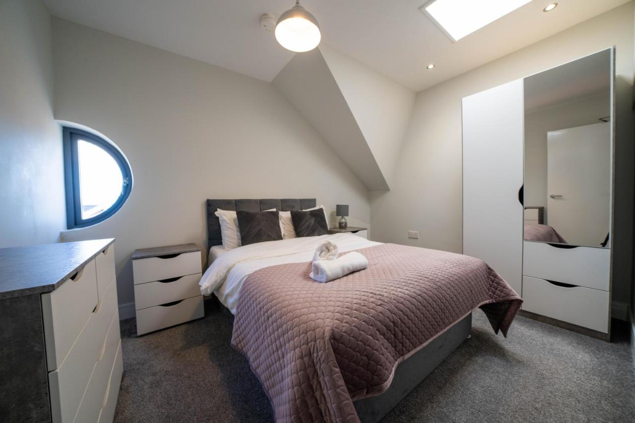 Three Bed Apartment Sleeps 5 In Botanic Belfast Zewnętrze zdjęcie