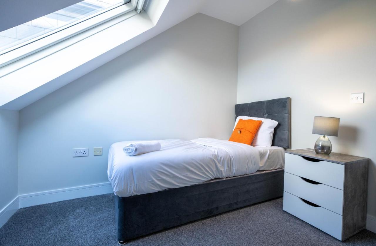 Three Bed Apartment Sleeps 5 In Botanic Belfast Zewnętrze zdjęcie